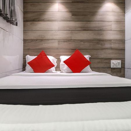 Hotel Spring Residency مومباي المظهر الخارجي الصورة