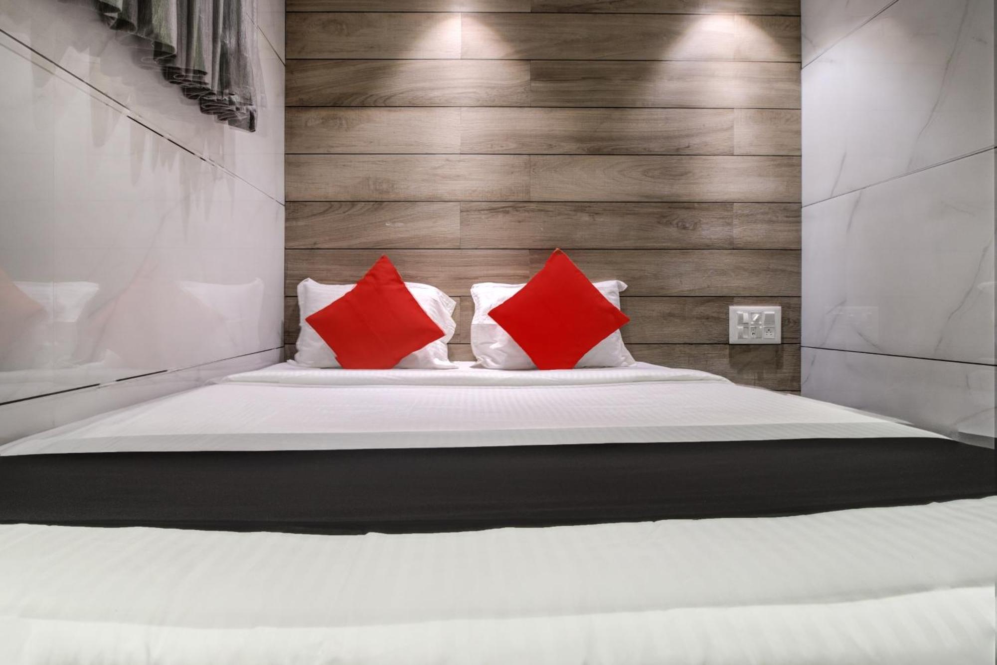 Hotel Spring Residency مومباي المظهر الخارجي الصورة