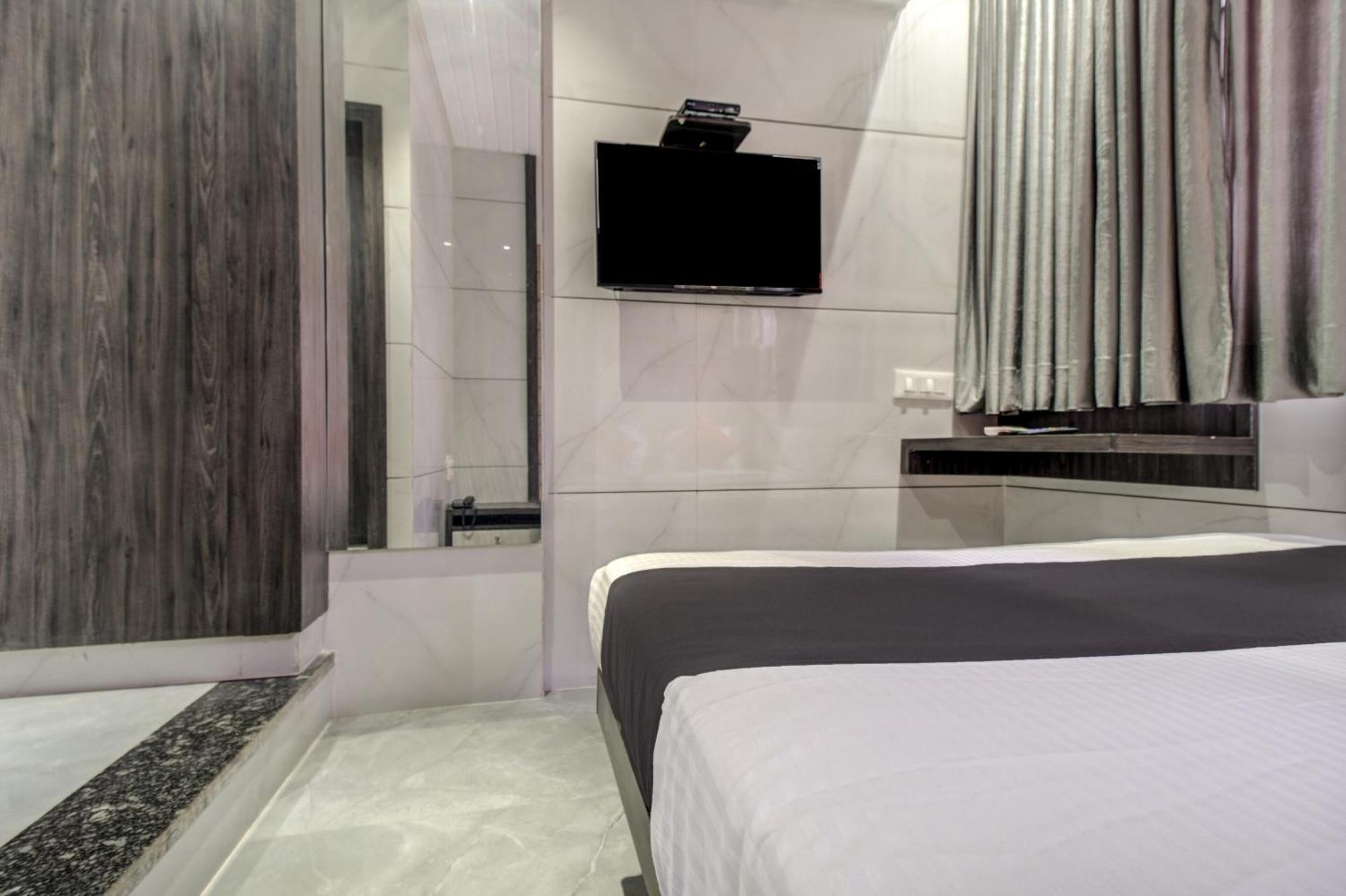 Hotel Spring Residency مومباي المظهر الخارجي الصورة