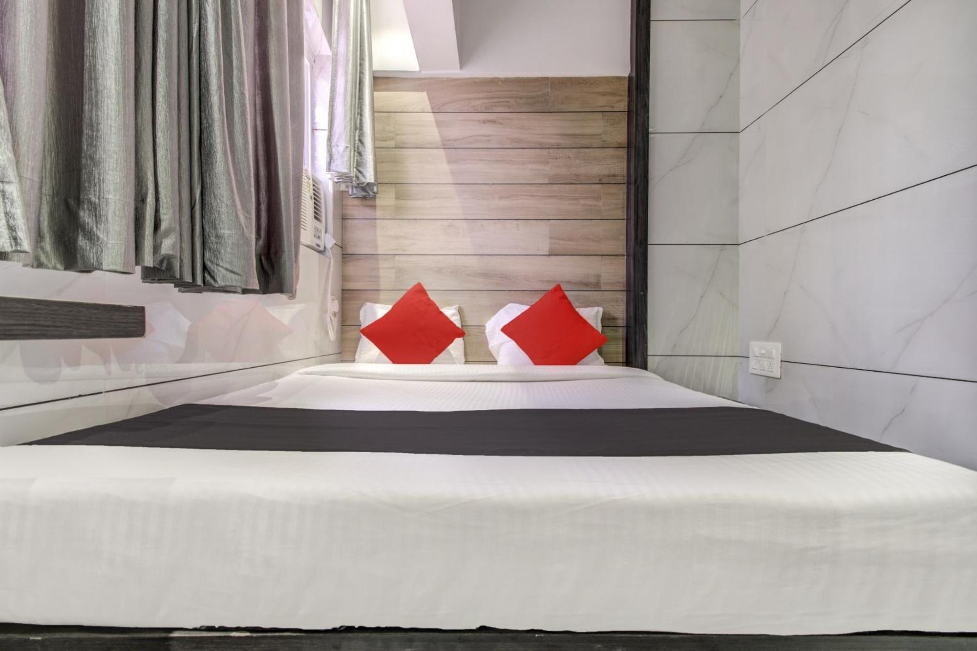 Hotel Spring Residency مومباي المظهر الخارجي الصورة
